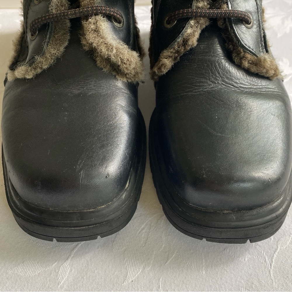 Black Leather and Natural Shearling Lace Up Square Toe Winter Boots 7M College - Picture 6 of 14